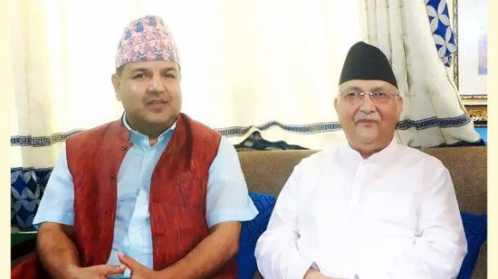 ओलीलाई भेटेपछि कांग्रेस सांसद शर्माले भने- अब देउवा, ओली, कोइराला हुँदै गगन प्रधानमन्त्री हुन्छन्